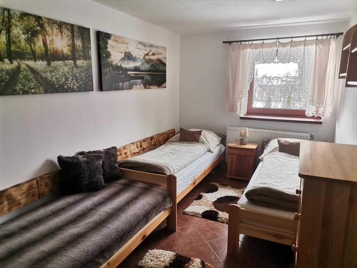 Apartman Ustie เตรสต์เยนา ภายนอก รูปภาพ